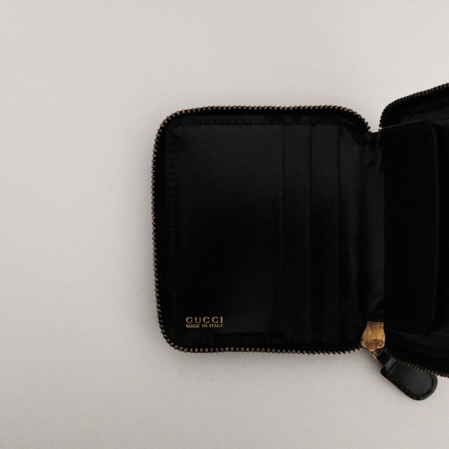Vintage Gucci Leather Zip Cardholder with Coin Purse