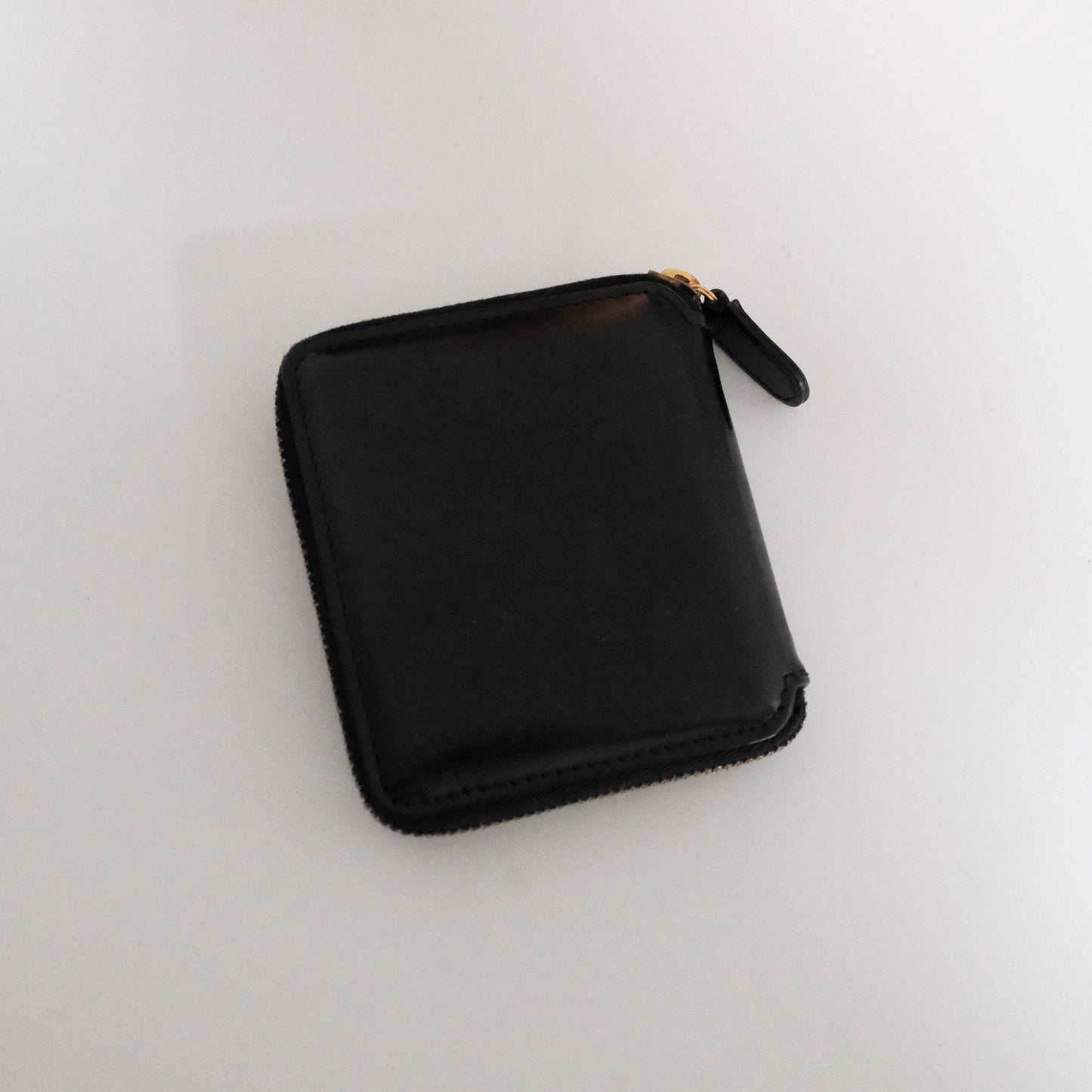 Vintage Gucci Leather Zip Cardholder with Coin Purse