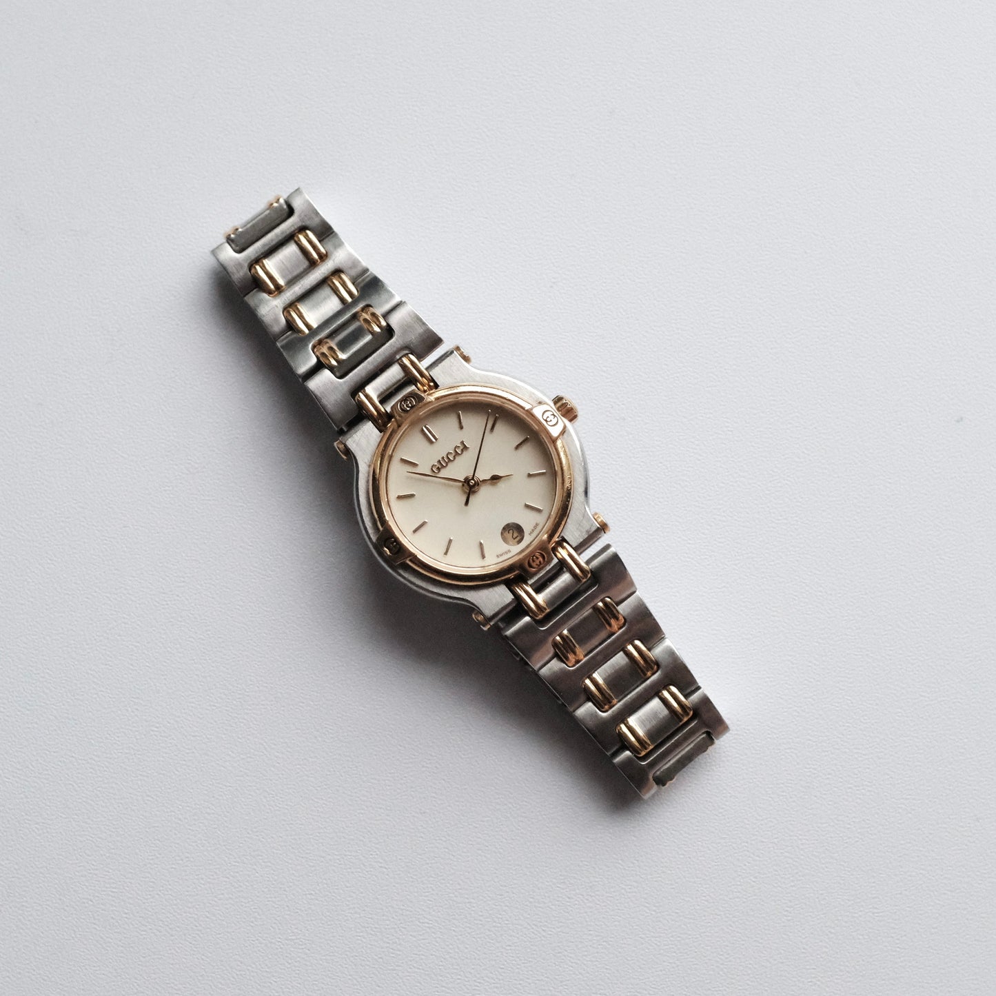 Vintage Gucci 9000L Watch