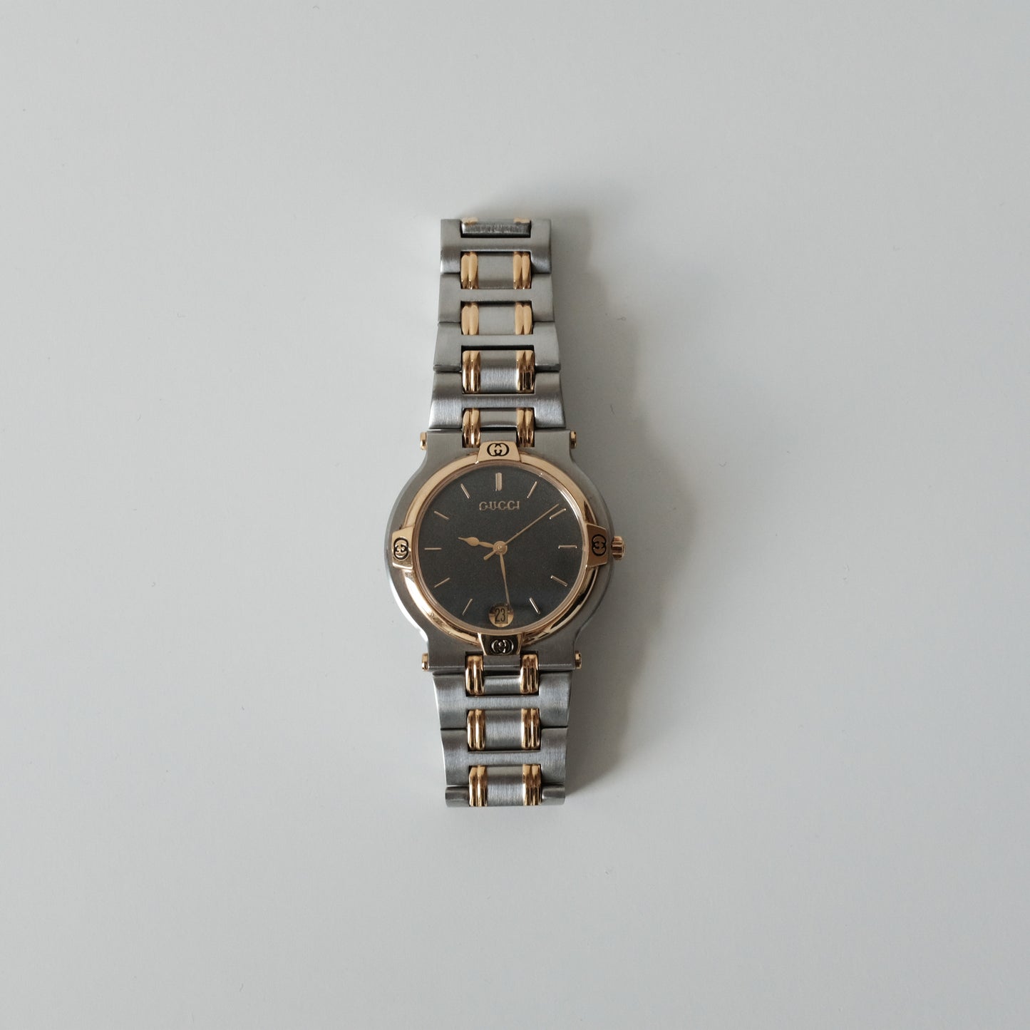 Vintage Gucci 9000M Watch