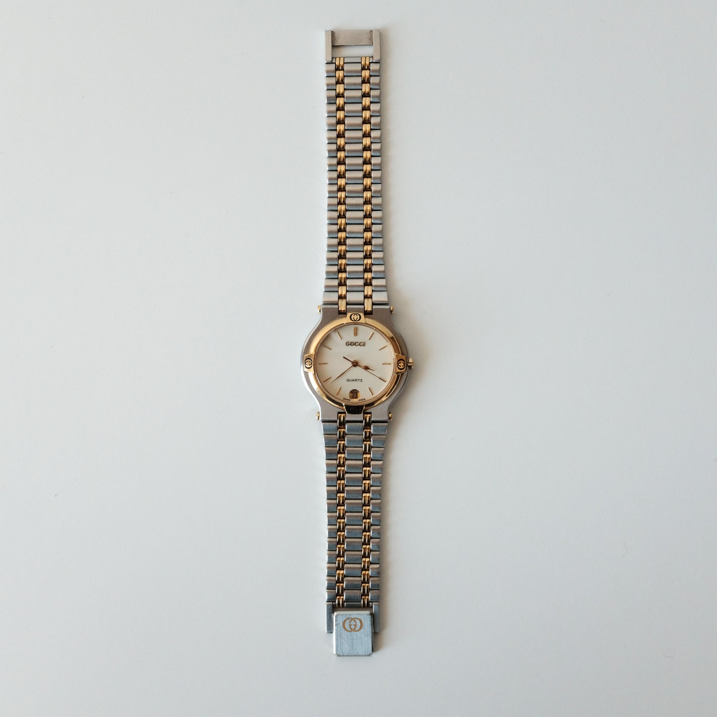 Vintage Gucci 9000M Watch - Cream Dial